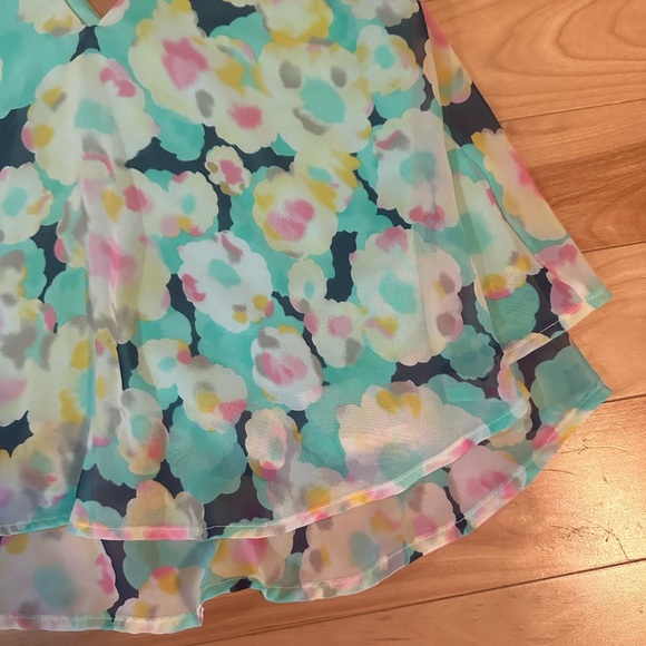 Urban Outfitters Lush floral camisole ruffle layered tank size small - Picture 6 of 8